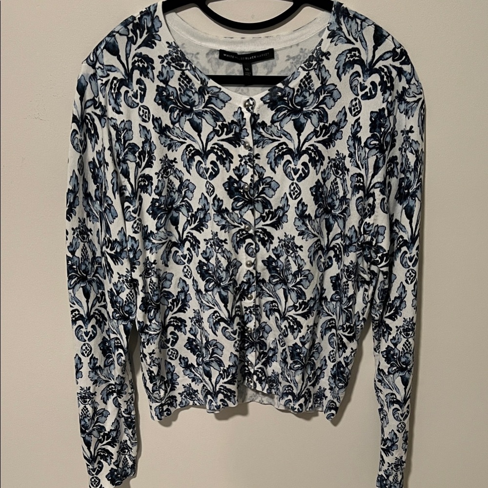 White House Black Market Blue Floral silver button cardigan.
